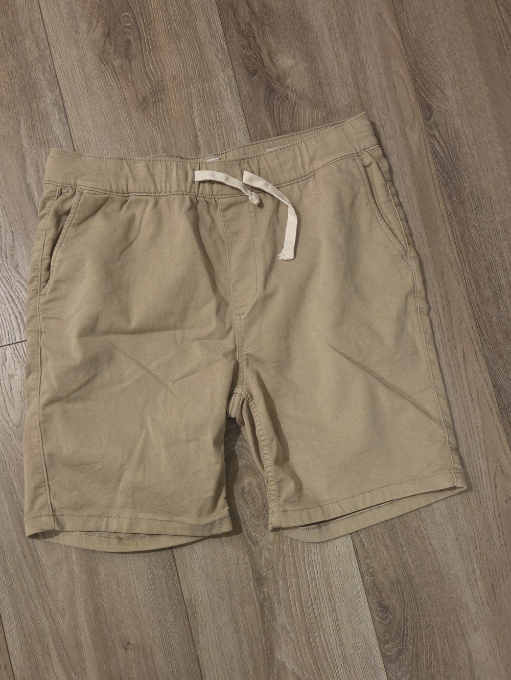 Men's Athletic Drawstring Shorts in Tan